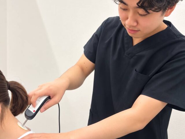第22回 「腕や手のしびれ、肩こりだから仕方ないと思っていませんか？」 〜首・肩・腕まで症状が広がっている方へ～